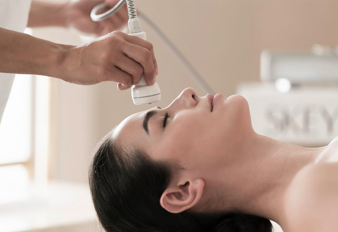 From "needle-free Botox" to micro-massage treatments, these facials are for the beauty-obsessed (фото 3)