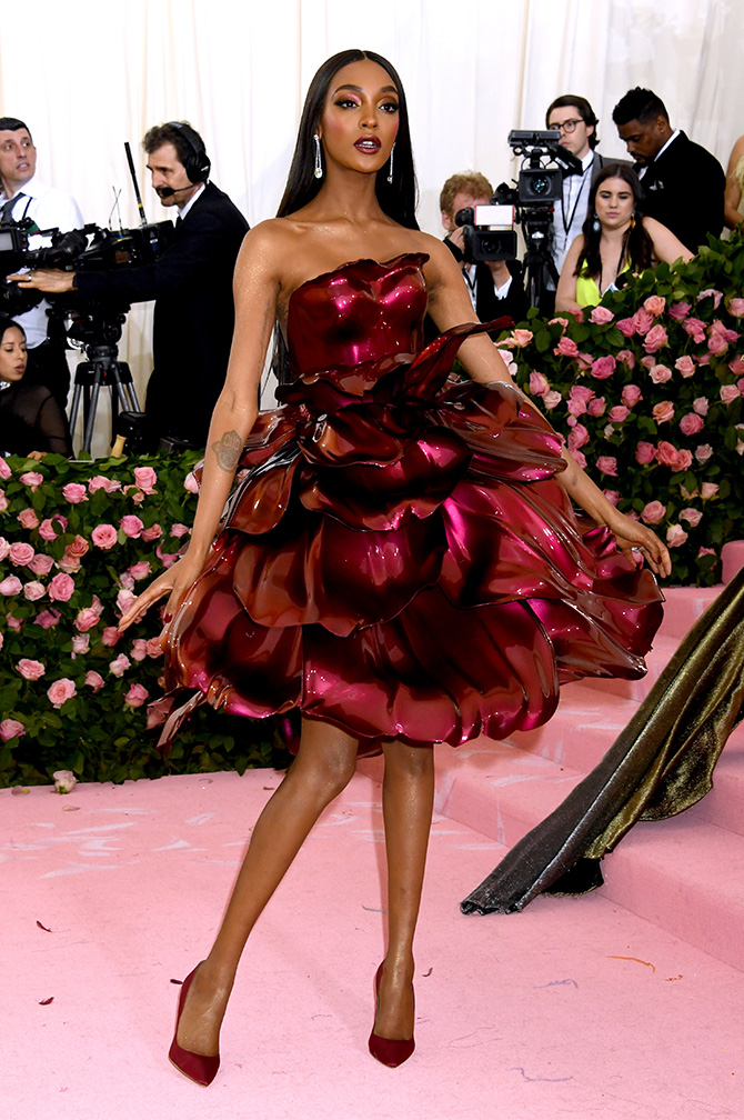 From the early 2000s to now: How the fashion choices at the Met Gala changed through the years (фото 79)