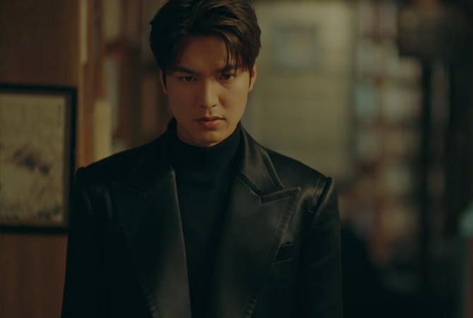 Style ID: All the designer outfits Lee Min Ho wore in ‘The King: Eternal Monarch’—complete (фото 68)