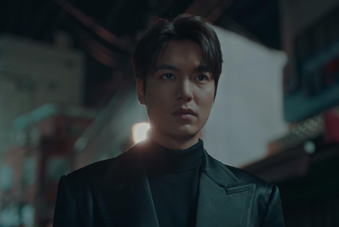 Style ID: All the designer outfits Lee Min Ho wore in ‘The King: Eternal Monarch’—complete (фото 69)