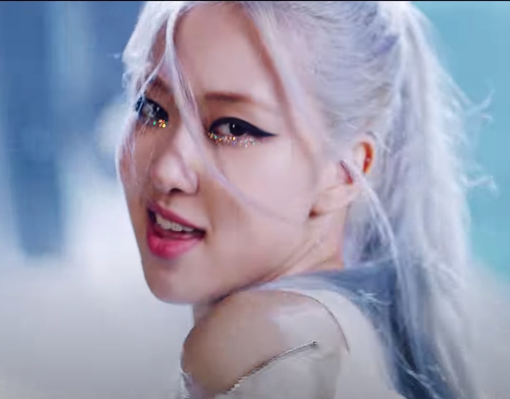 The best beauty moments from Blackpink's 'How You Like That' music video (фото 9)