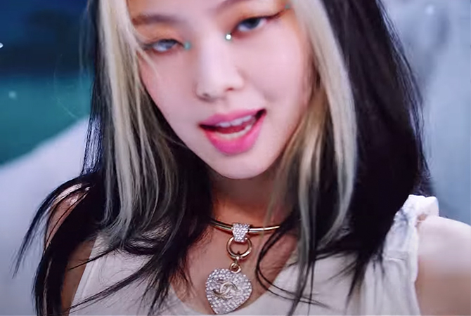 A guide to the jewellery brands featured in Blackpink’s ‘How You Like That’ MV (фото 4)