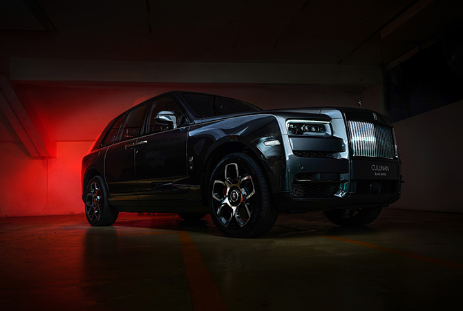 Rolls-Royce completes the Black Badge family in Malaysia with the arrival of Cullinan (фото 14)