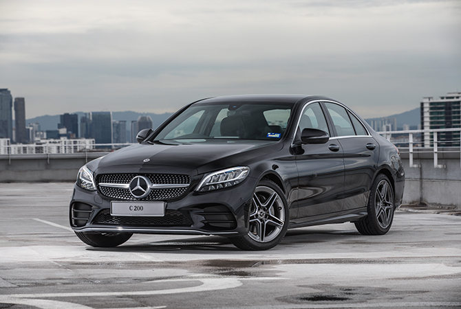 Mercedes-Benz: The C 200 is now available in AMG Line—here's everything you need to know (фото 2)