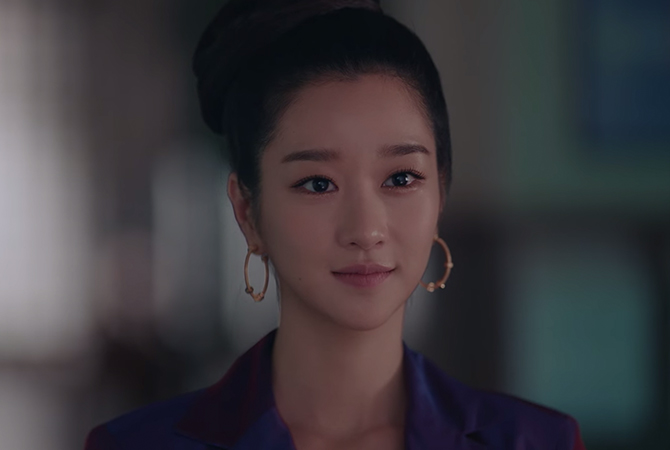 A guide to Seo Ye-Ji’s enviable watches and jewellery collection in ‘It’s Okay To Not Be Okay’ (фото 42)