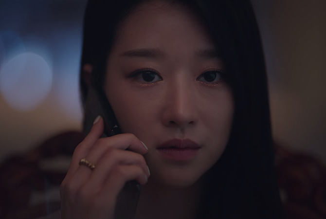A guide to Seo Ye-Ji’s enviable watches and jewellery collection in ‘It’s Okay To Not Be Okay’ (фото 29)