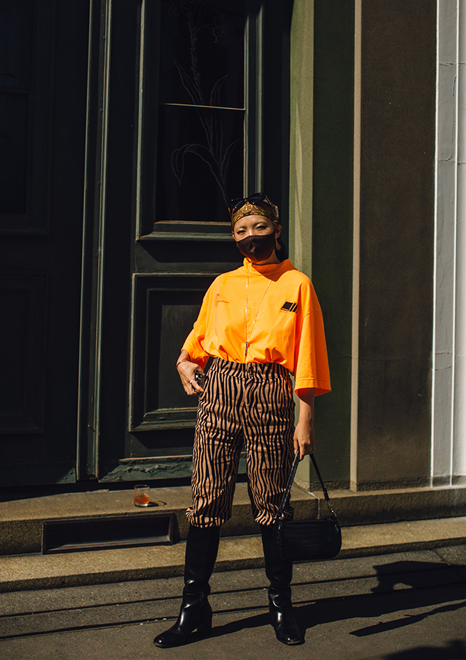 Copenhagen Fashion Week SS21: All the vibrant street style looks that liven up the sidewalks (фото 17)