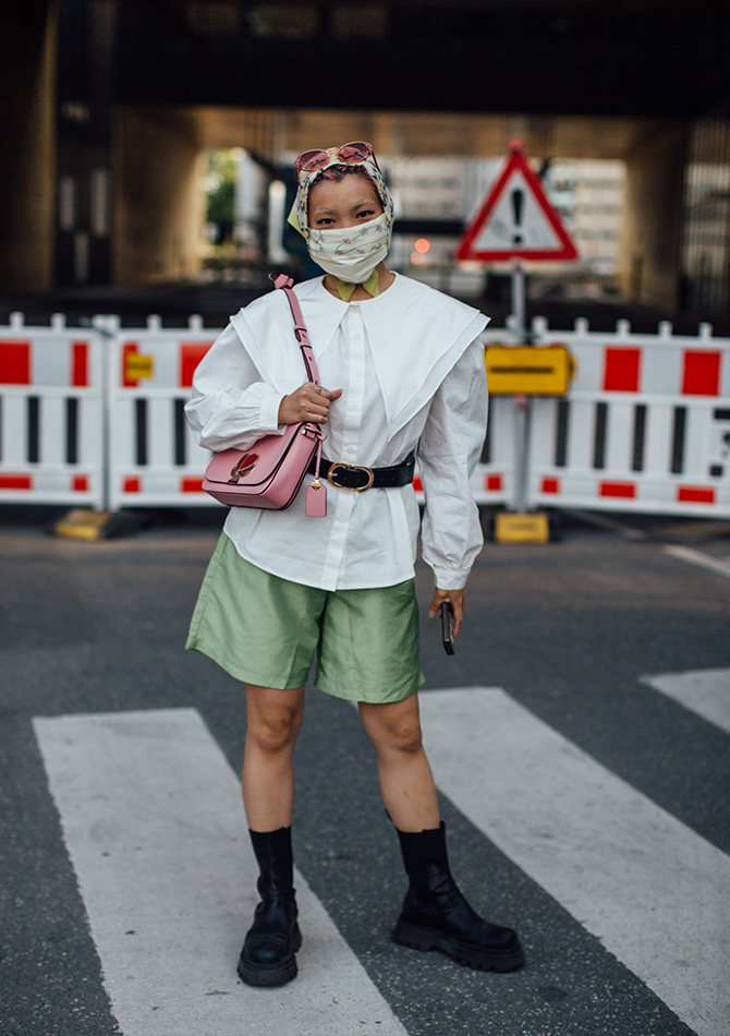 Copenhagen Fashion Week SS21: All the vibrant street style looks that liven up the sidewalks (фото 25)
