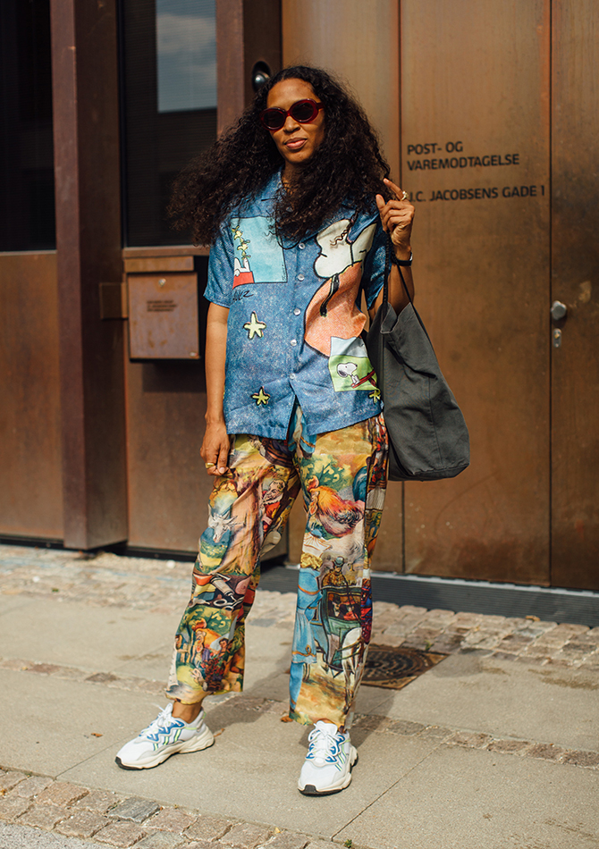 Copenhagen Fashion Week SS21: All the vibrant street style looks that liven up the sidewalks (фото 9)