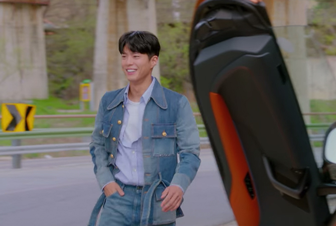 Style ID: The lowdown on Park Bo Gum’s trendy looks in ‘Record of Youth’—complete (фото 12)