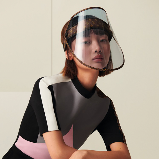 Fashion buzz: Louis Vuitton releases face shield, Fendi appoints Kim Jones as its new artistic director, and more (фото 2)