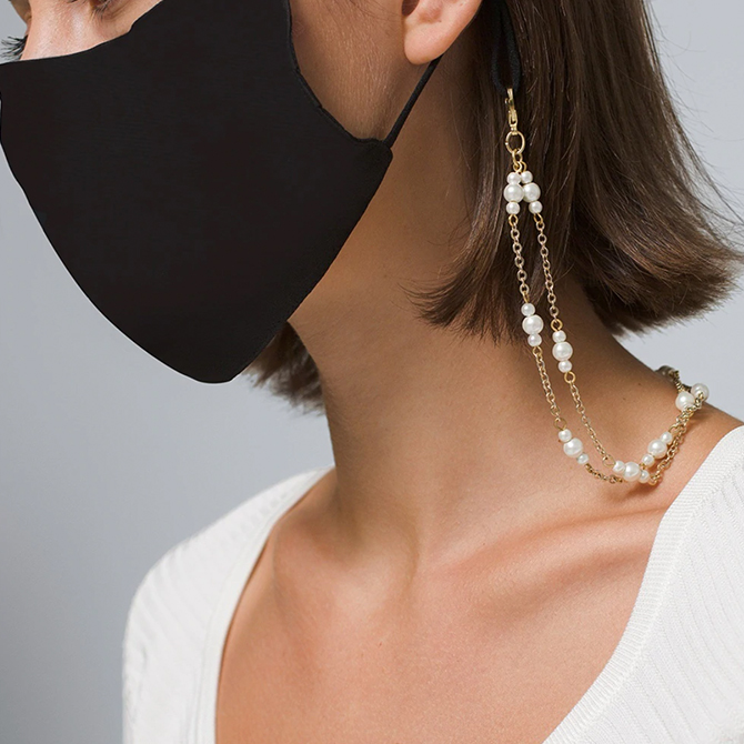 Face mask chains are now a thing—here are 12 brands to get yours from (фото 11)