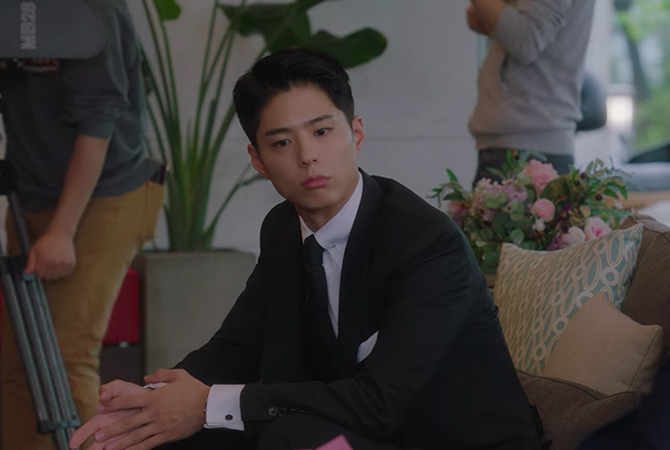 Style ID: The lowdown on Park Bo Gum’s trendy looks in ‘Record of Youth’—complete (фото 90)