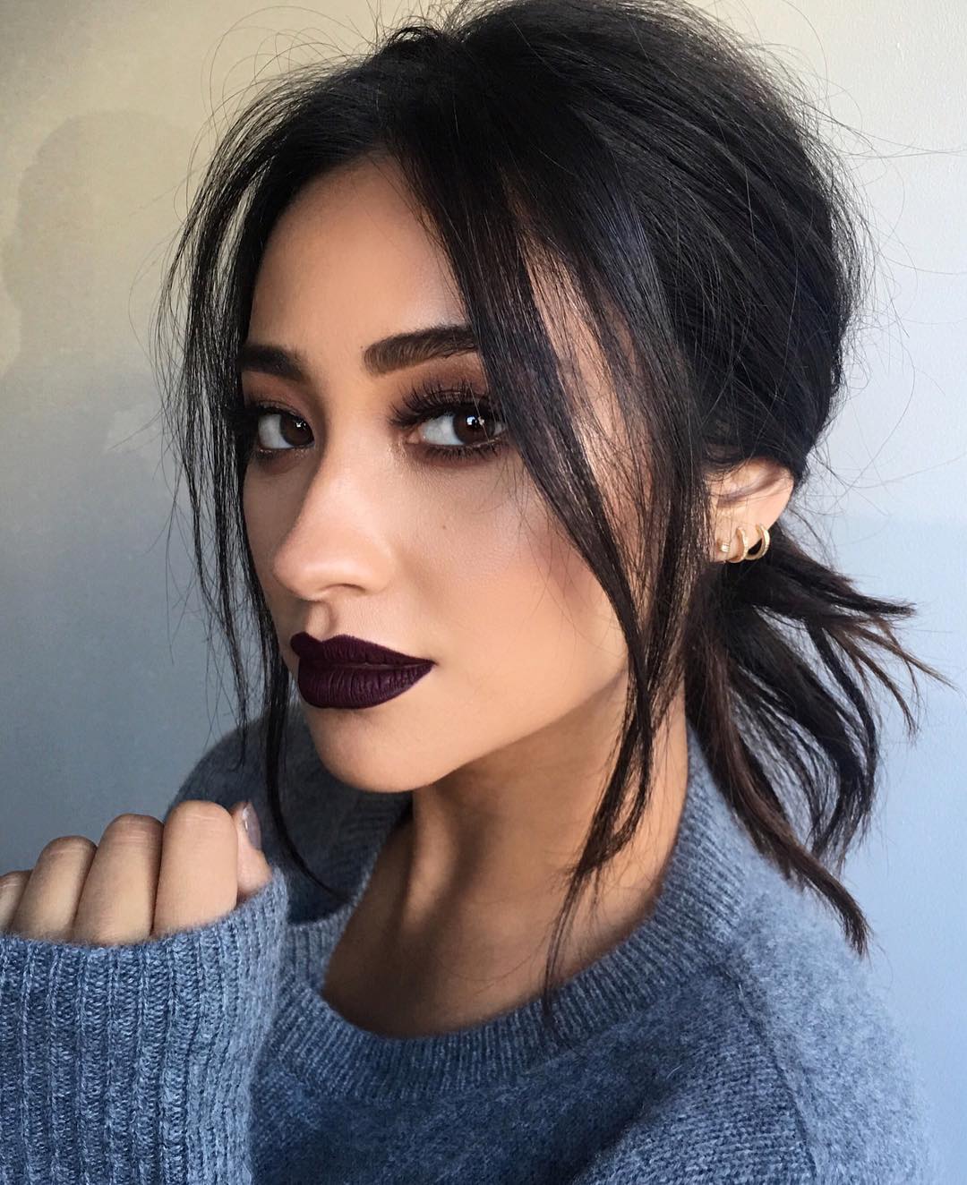 shay mitchell black lipstick