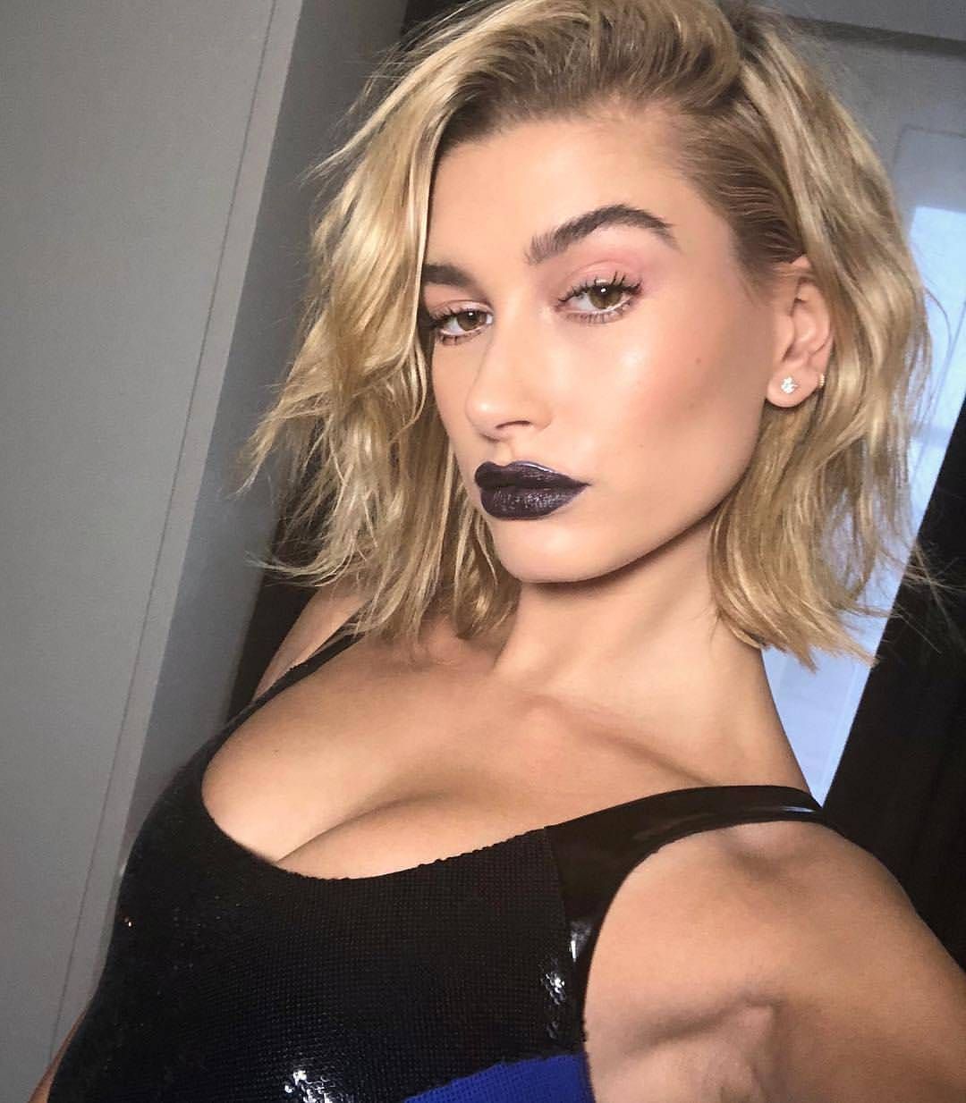 how to wear black lipstick hailey bieber eye makeup