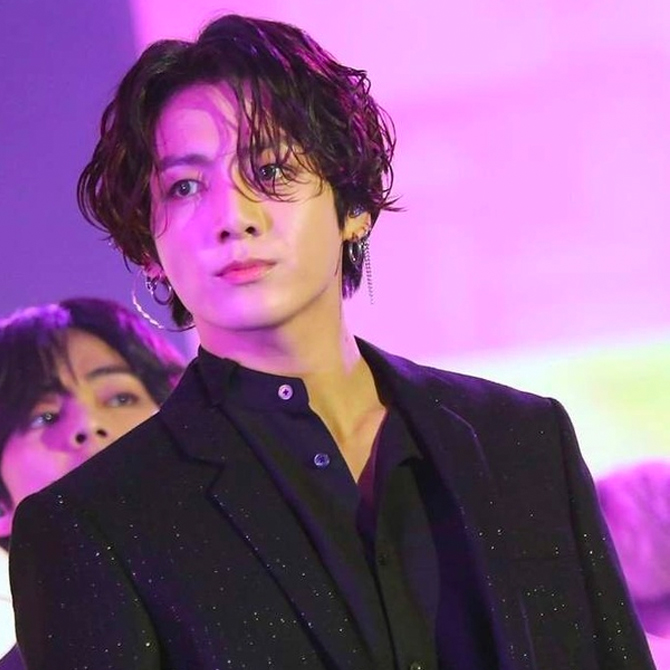 Korean men's hair trends jungkook