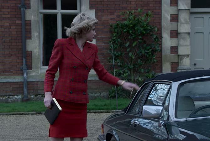 Here’s how you can recreate Princess Diana's best looks in ‘The Crown’ Season 4 (фото 58)