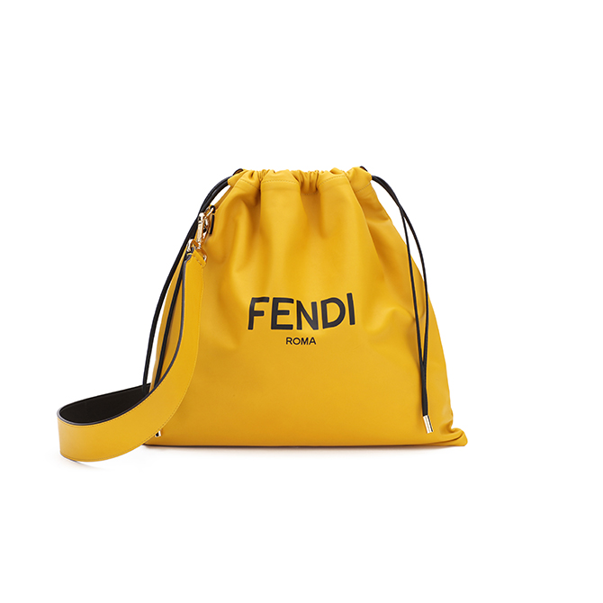 New month, new bags: December'20 edition—from Fendi, Prada, and more (фото 6)