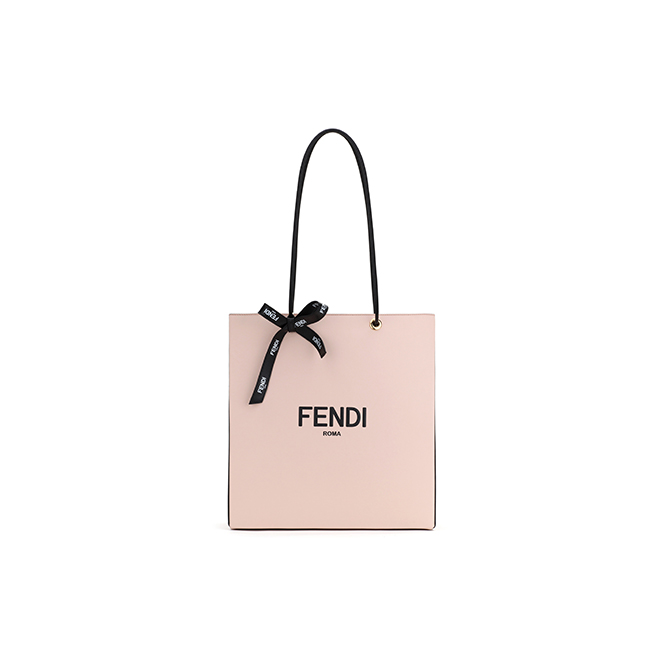 New month, new bags: December'20 edition—from Fendi, Prada, and more (фото 12)
