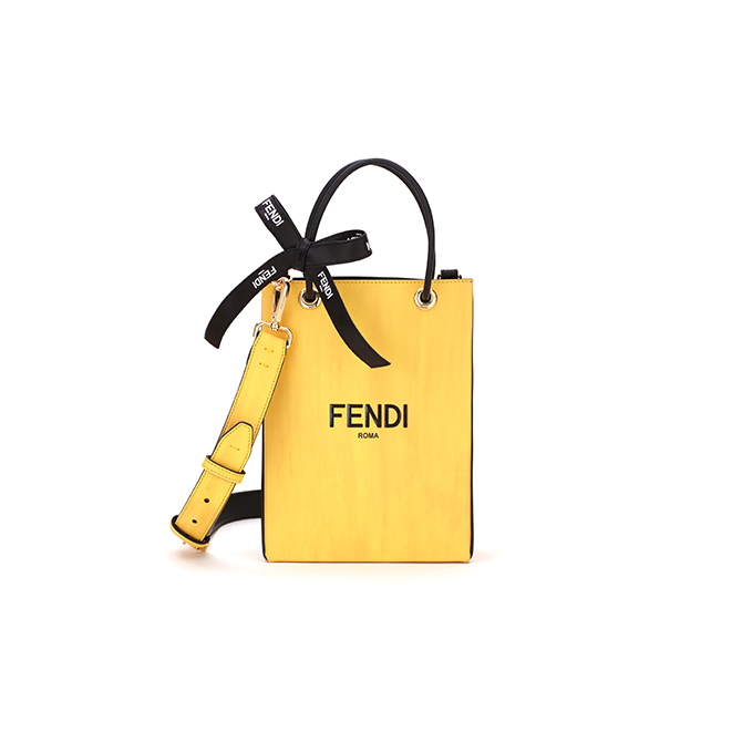 New month, new bags: December'20 edition—from Fendi, Prada, and more (фото 2)