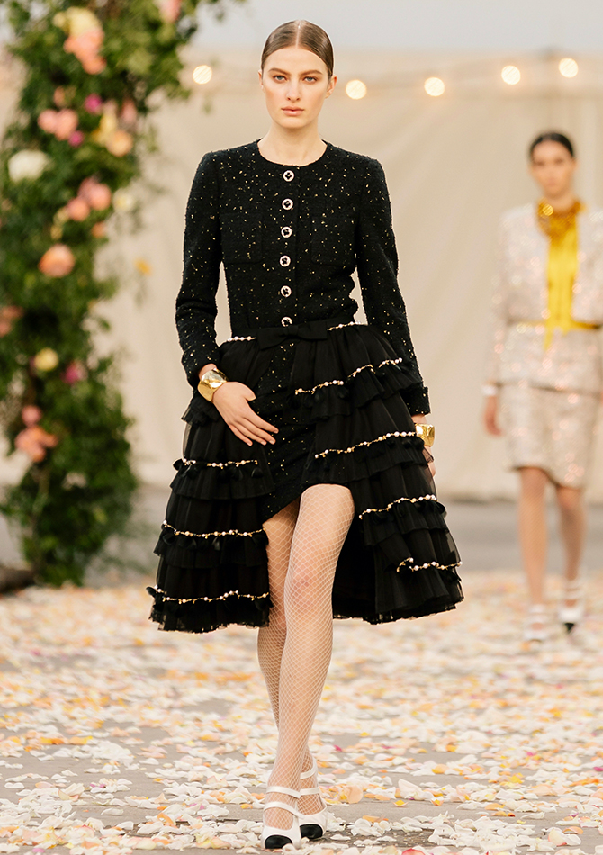 Paris Haute Couture Week SS21 highlights: Chanel’s wedding party, Kim Jones’s debut collection for Fendi, and more (фото 1)