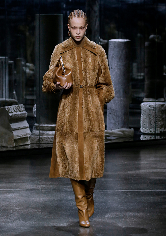Everything you need to know about Kim Jones’s first ready-to-wear collection for Fendi AW21 (фото 1)