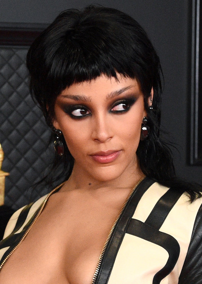 Grammys 2021: The best beauty looks from the evening (фото 7)