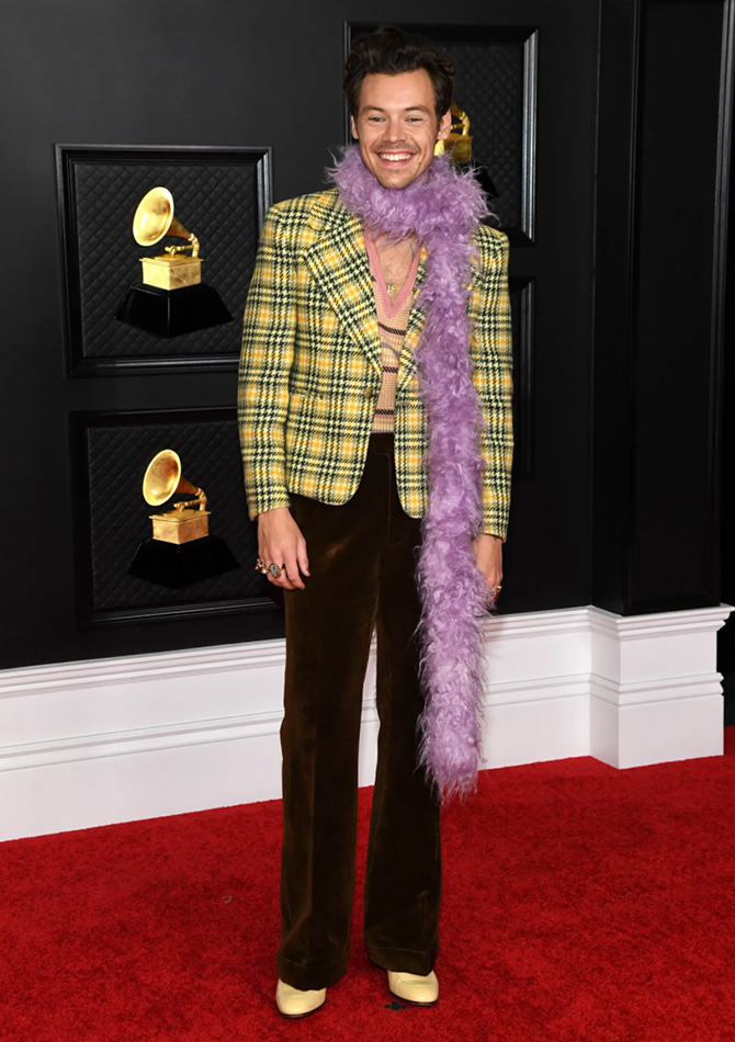 Grammys 2021: What the stars wore for music's biggest night (фото 2)