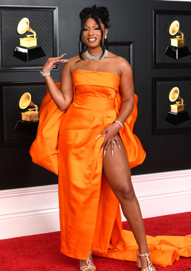 Grammys 2021: What the stars wore for music's biggest night (фото 10)