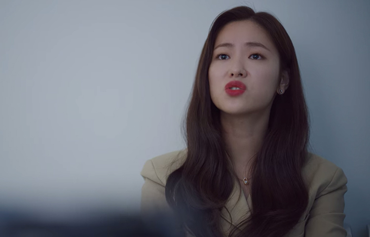 Style ID: Jeon Yeo Bin’s power dressing in ‘Vincenzo’ (фото 67)