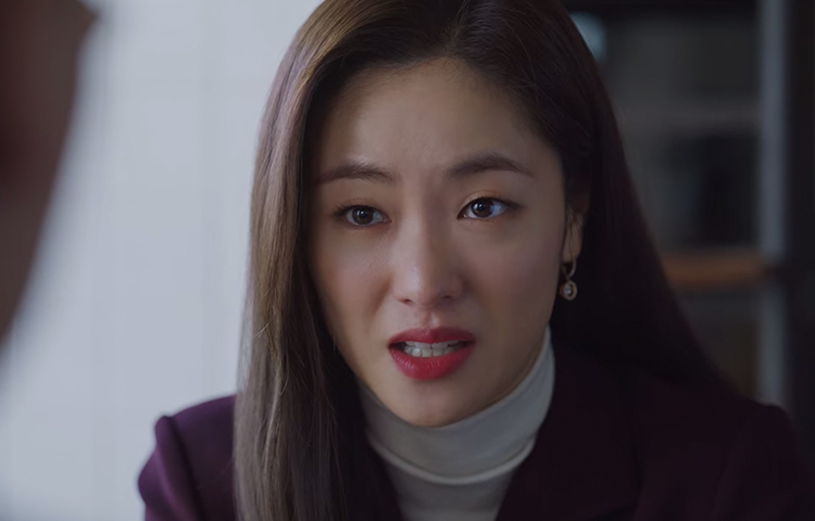 Style ID: Jeon Yeo Bin’s power dressing in ‘Vincenzo’ (фото 83)