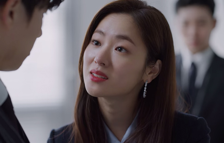 Style ID: Jeon Yeo Bin’s power dressing in ‘Vincenzo’ (фото 80)
