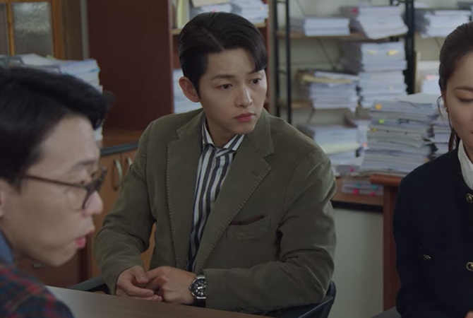 Style ID: Song Joong Ki and his luxury watches in ‘Vincenzo’ (фото 27)