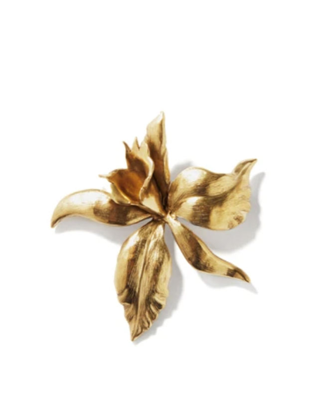 Shop: Luxury brooches to shine (extra) bright this Raya (фото 3)