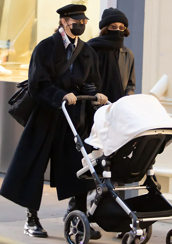 A roundup of Gigi Hadid’s best stroller fashion moments (фото 7)