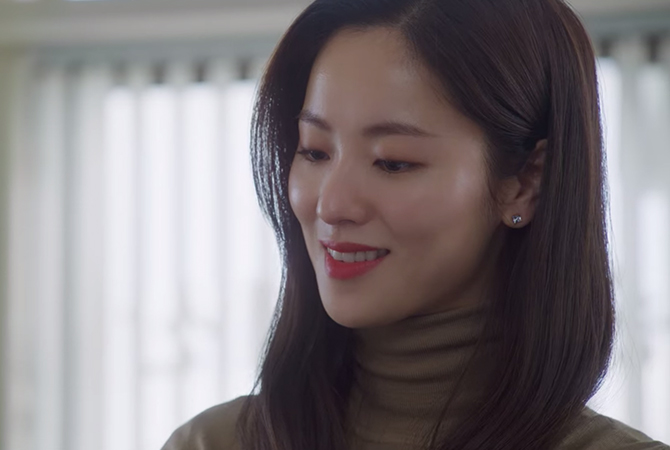 Style ID: Jeon Yeo Bin’s power dressing in ‘Vincenzo’ (фото 113)