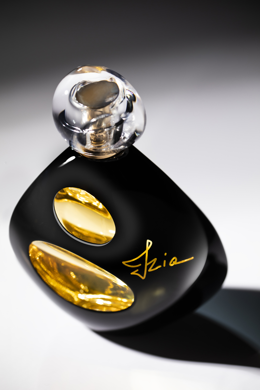 Signature Scents: 5 New fragrances for him, her, or them (фото 3)