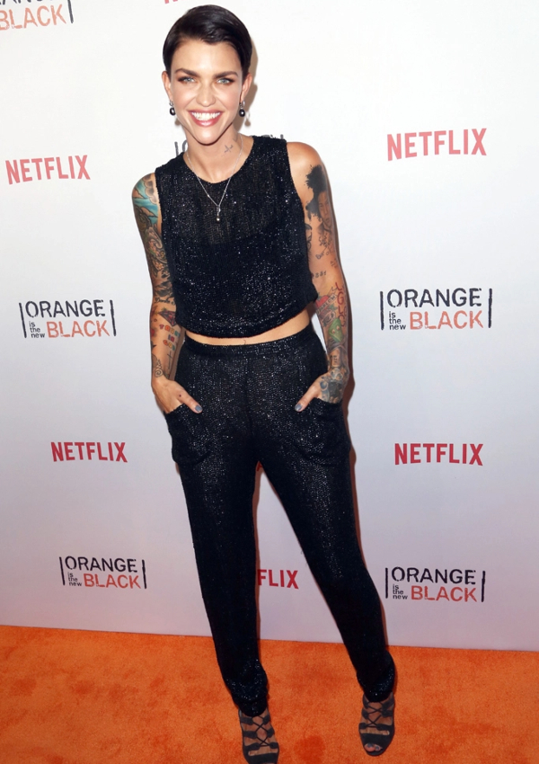 10 Female celebrities who have mastered androgynous fashion (фото 26)