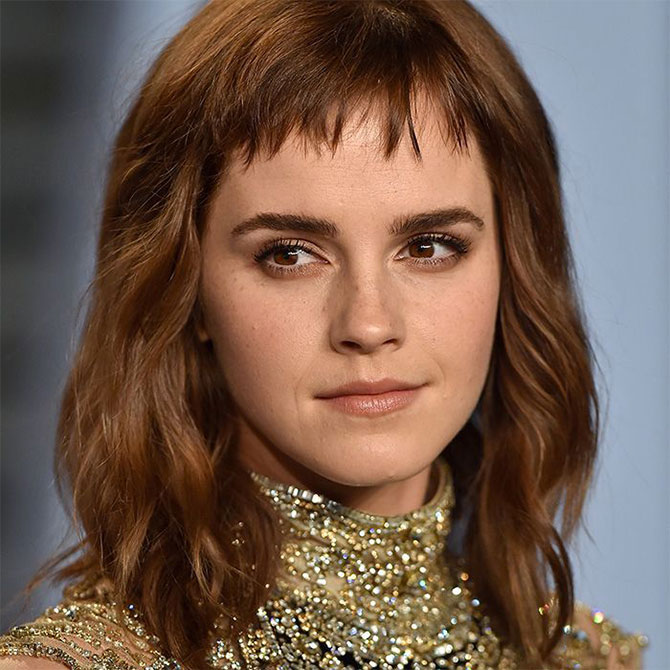 A guide to growing your bangs out, according to our favourite celebrities (фото 1)
