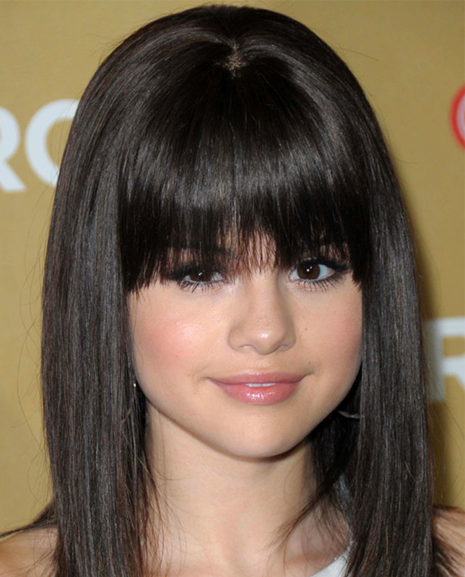 A guide to growing your bangs out, according to our favourite celebrities (фото 3)