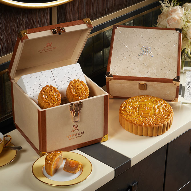 Mid-Autumn Festival 2021: 19 Prettiest mooncake packaging for gifting loved ones (фото 4)