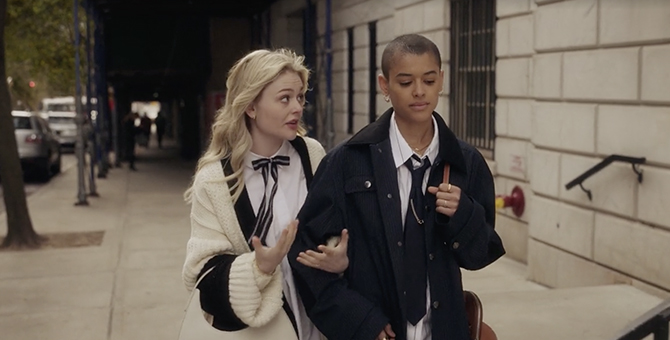 Style ID: The designer wardrobes of ‘Gossip Girl’ 2.0 is gender-fluid and full of it-bags (фото 65)