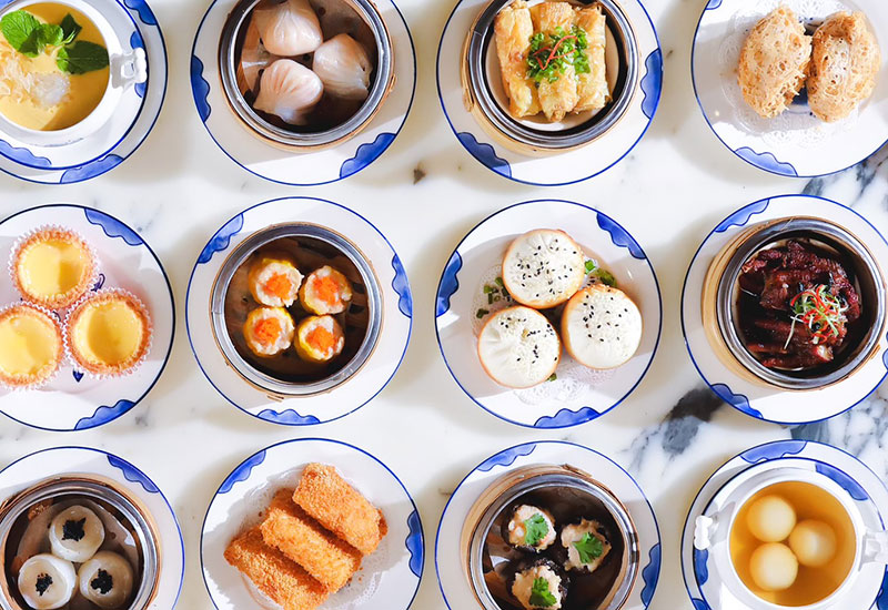11 Hotel food delivery menus to order now if you miss dining in during staycations (фото 12)