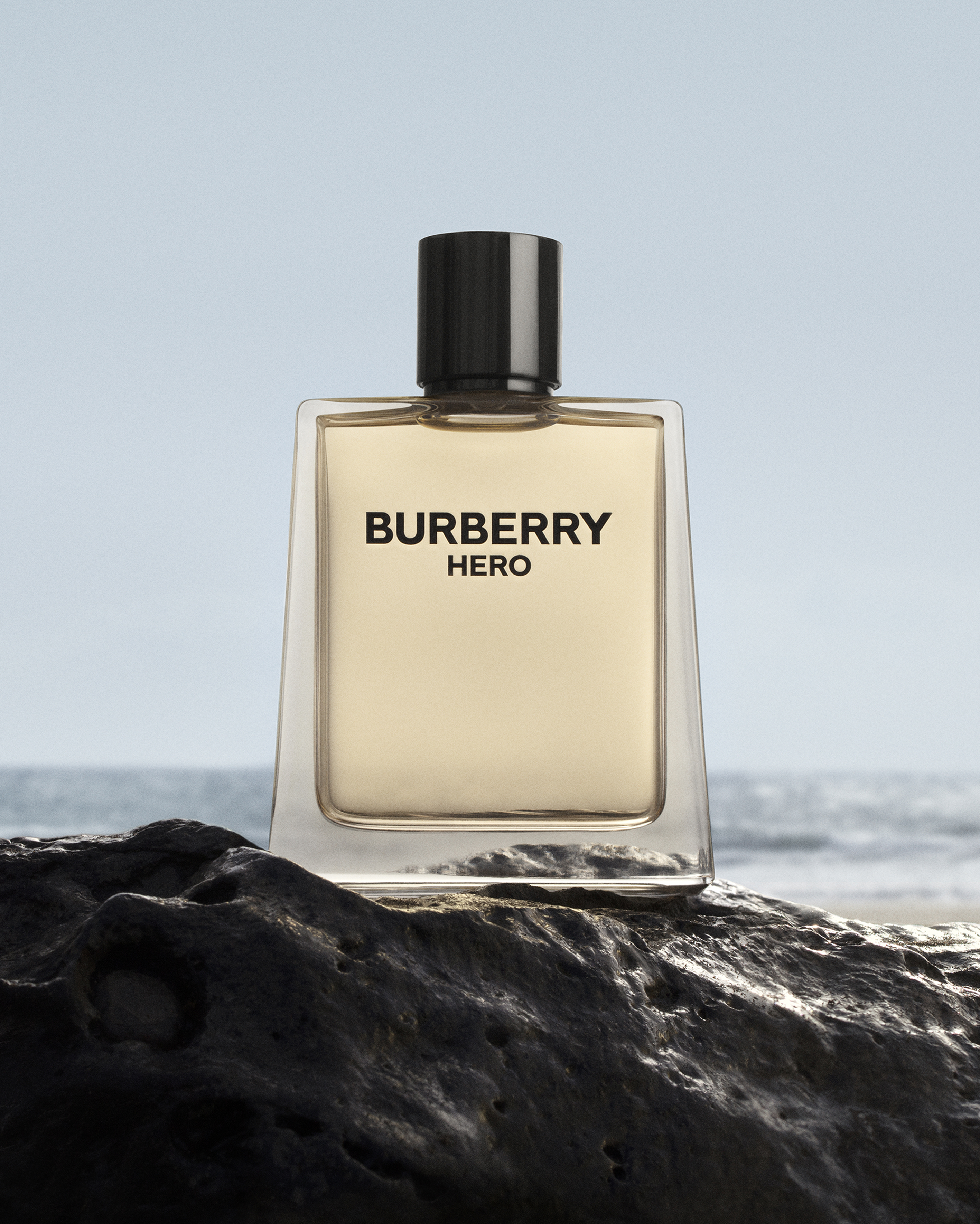 Signature Scents: 5 New fragrances we just can't get enough of in August (фото 7)