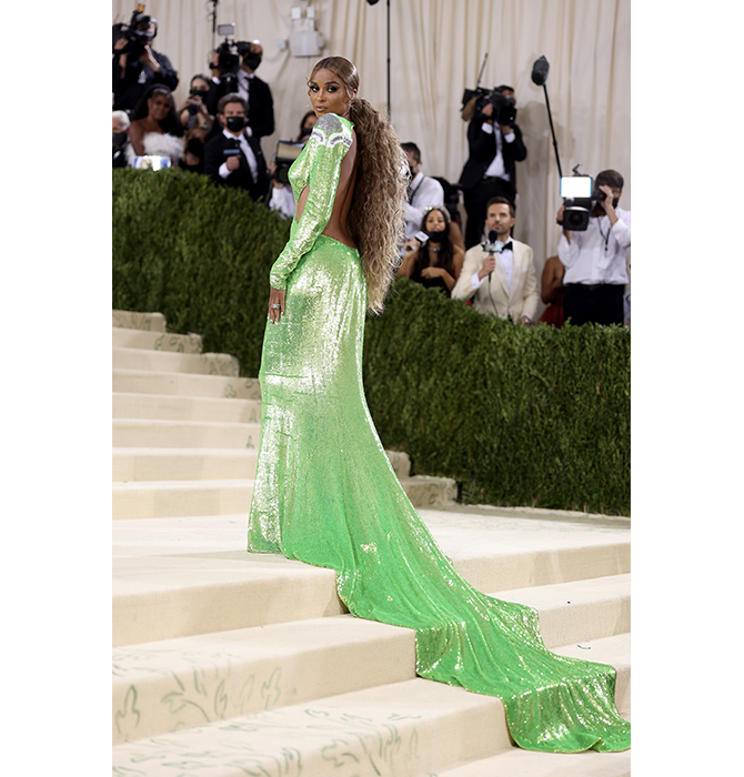 Met Gala 2021: Best fashion from the red carpet (фото 37)
