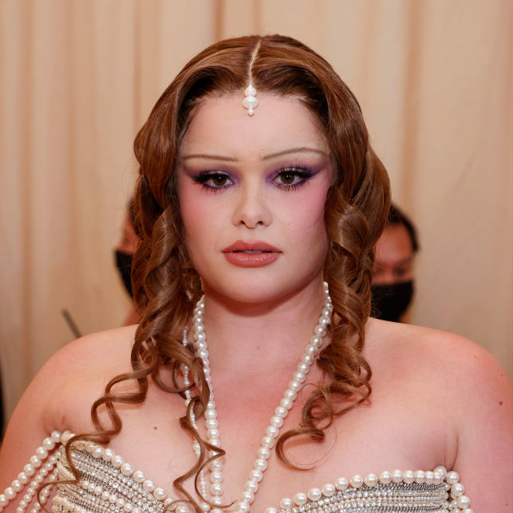 Met Gala 2021: 21 Beauty looks we actually liked from the red carpet (фото 20)