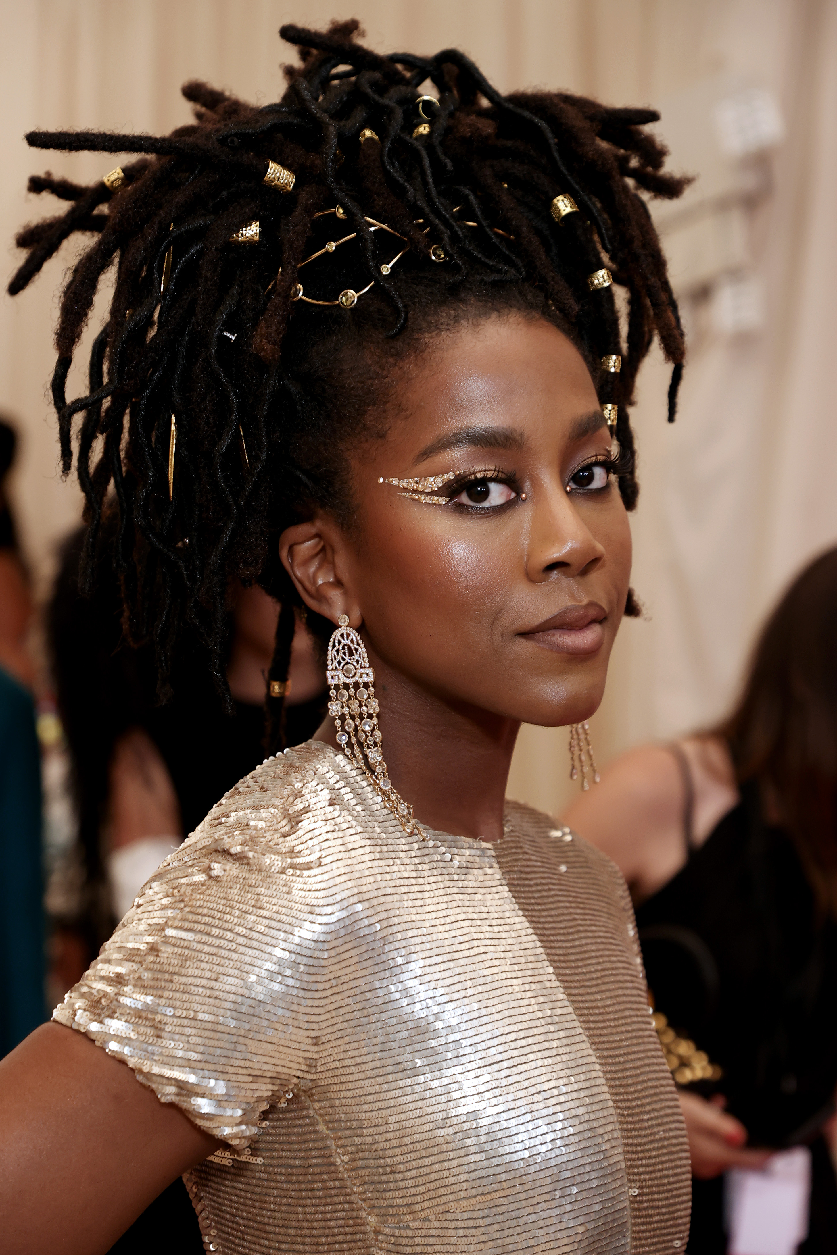 Met Gala 2021: 21 Beauty looks we actually liked from the red carpet (фото 19)