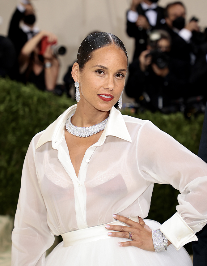 Met Gala 2021: The best jewellery and watches seen on the red carpet (фото 11)