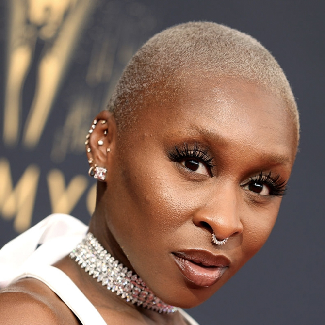 11 Beauty looks from the Emmy Awards red carpet that we cannot get over (фото 3)