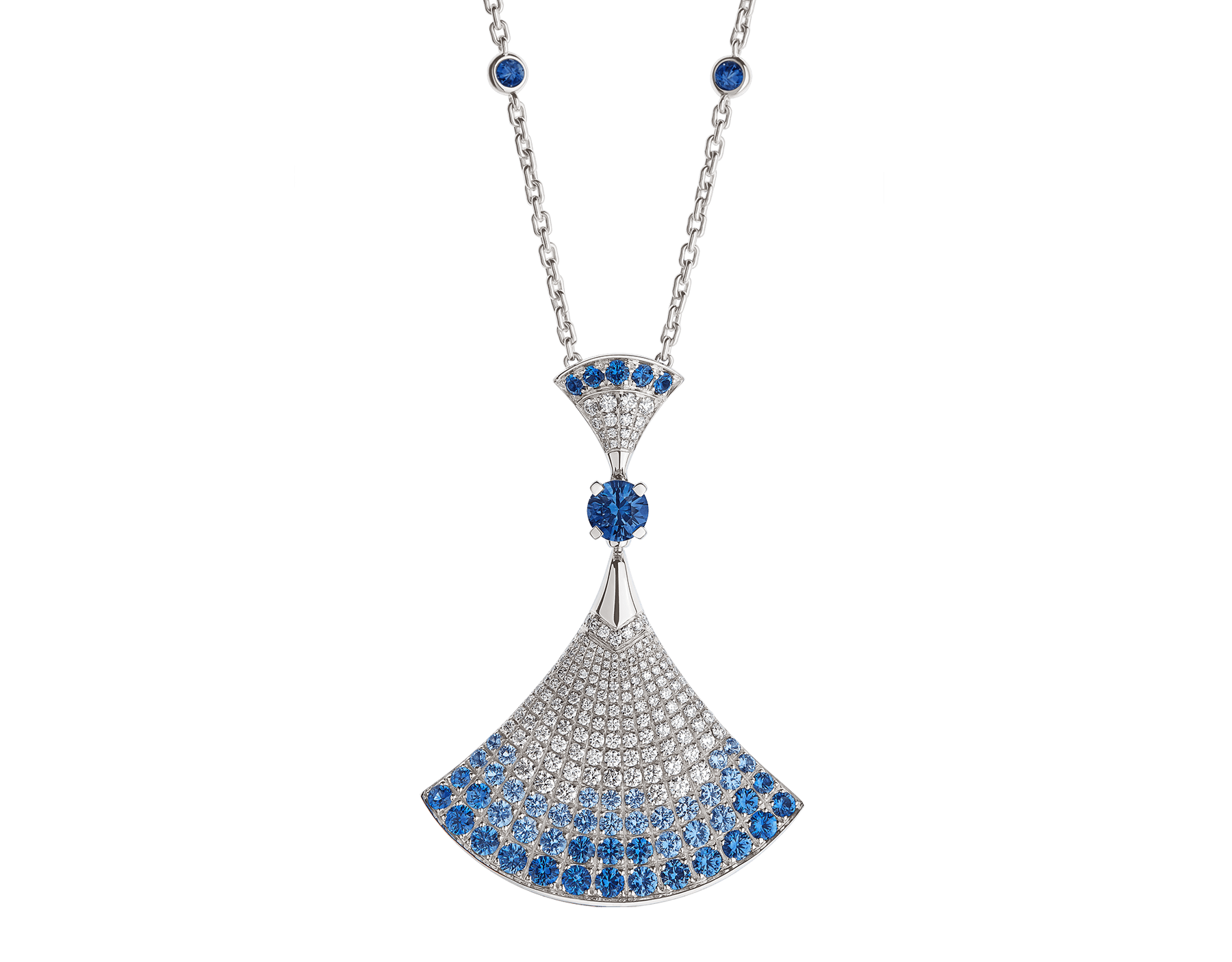 September birthstone: Shop the most brilliant sapphires this month (фото 6)